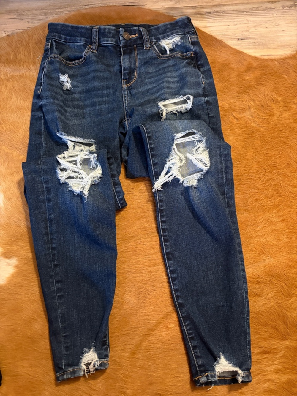American Eagle Outfitters Dark Blue Distressed Skinny Jeans